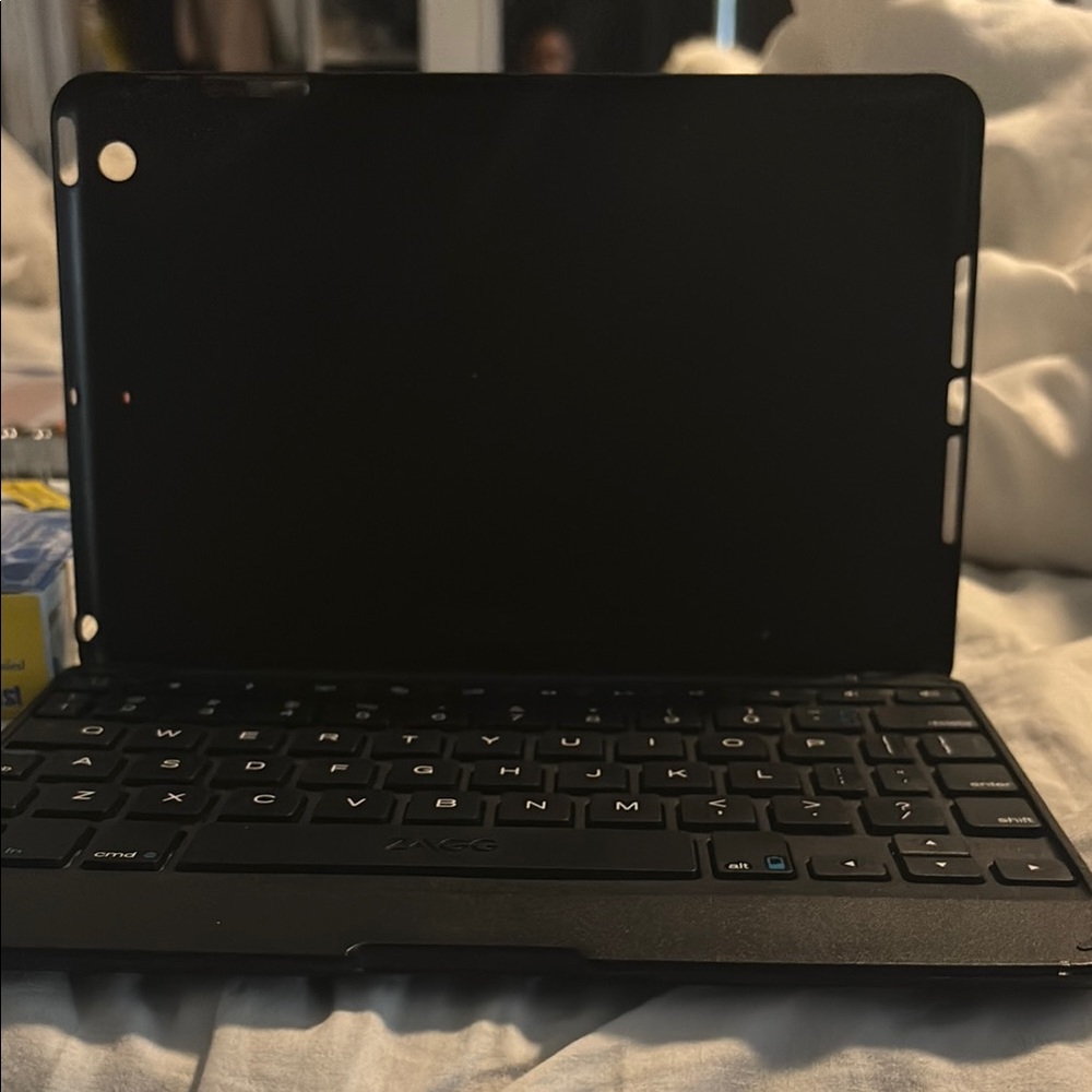 Black Tablet Keyboard Case